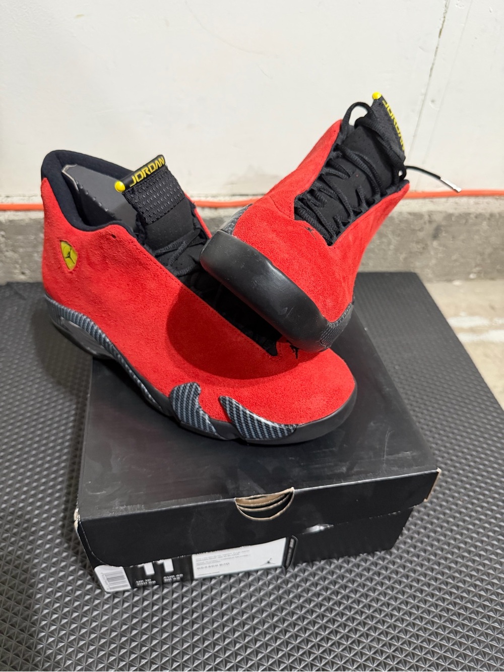 Jordan 14 Ferrari Size 11